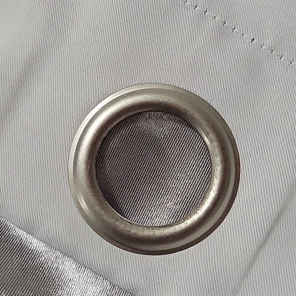 Soft Gray Panels - Picture 7 of 10